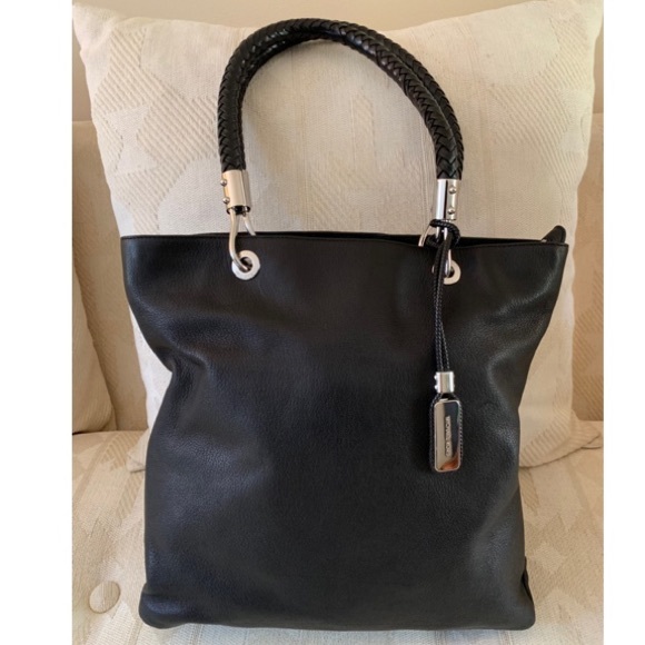 Michael Kors Handbags - Michael Kors Skorpios Leather Tote